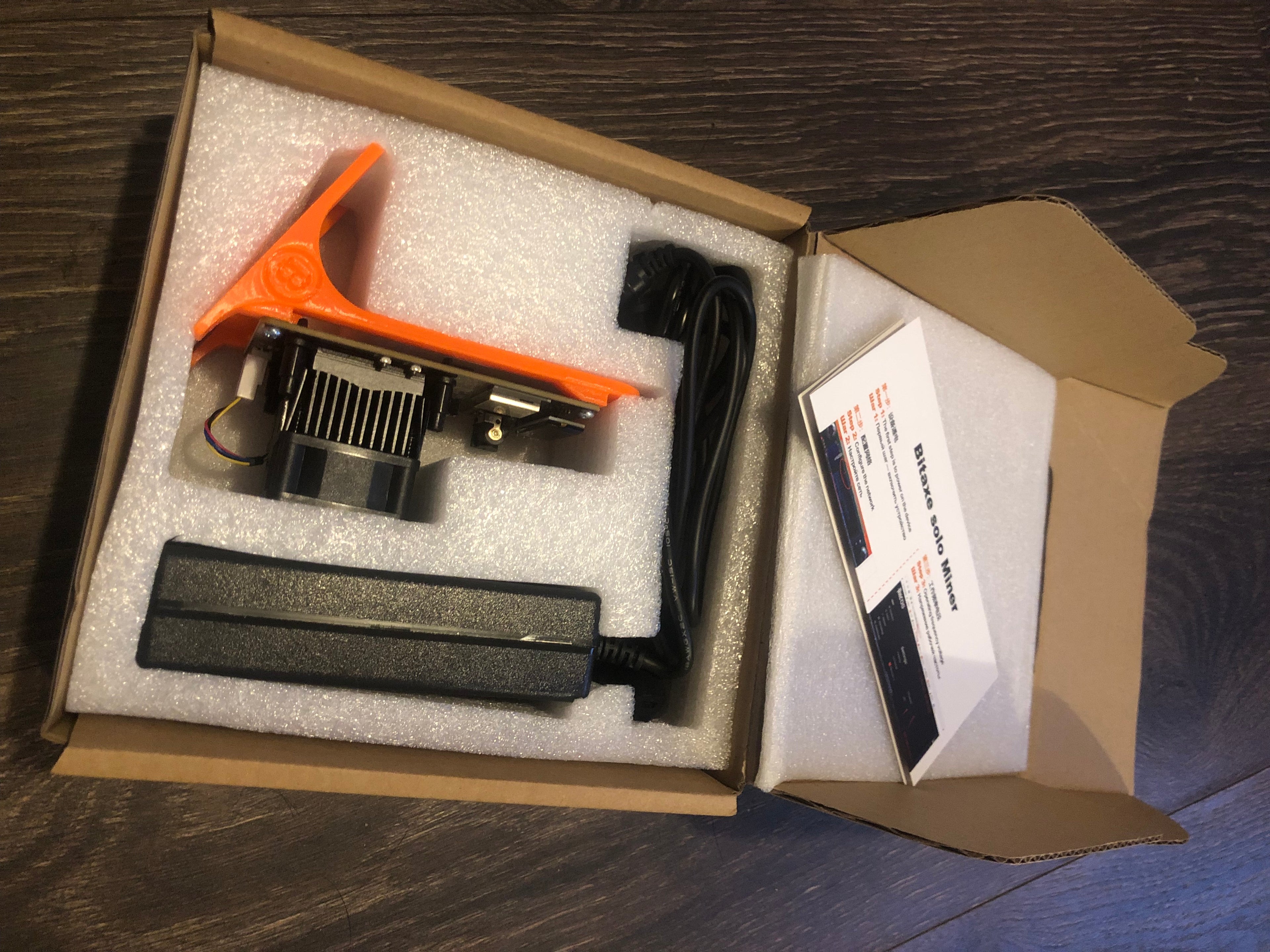 Bitaxe Gamma 601 Solo Miner 1.2TH/S BM1370 Asic Chip 18W (with Stand)