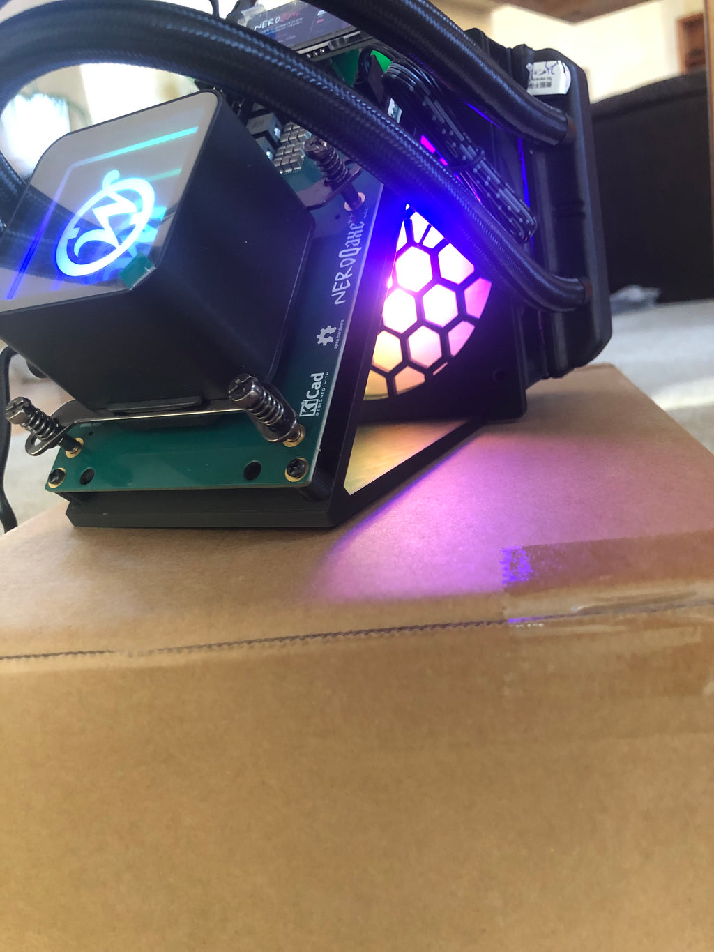 NerdQaxe++ Hydro 4.8 TH/s (with stand)